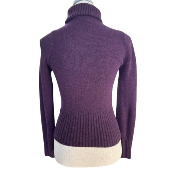 ❌SOLD❌ H&M Warm and Soft Turtleneck Sweater in Gorgeous Purple Color - Size 4 - Picture 5 of 5